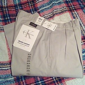 NWT Men's Calvin Klein Khakis